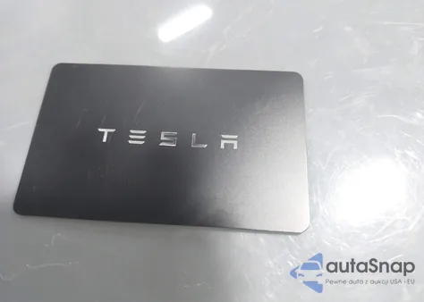 2020 Tesla Model 3 Standard Range Plus Rear-Wheel Drive/Standard Range Rear-Wheel Drive from USA, damaged, VIN 5YJ3E1EA1LF658020